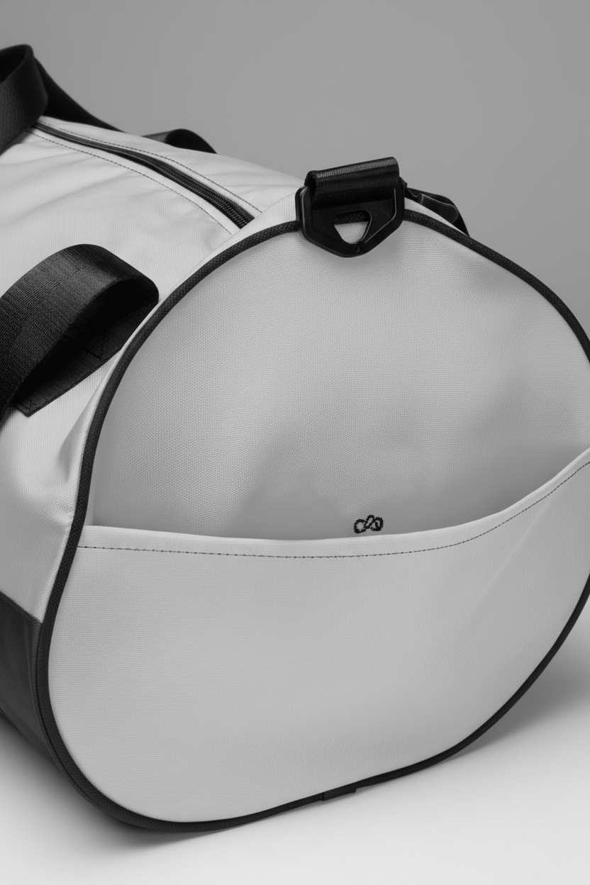 ANANT Duffle - End Panel Close-up